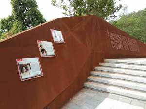 穆棱耐候钢挡土墙